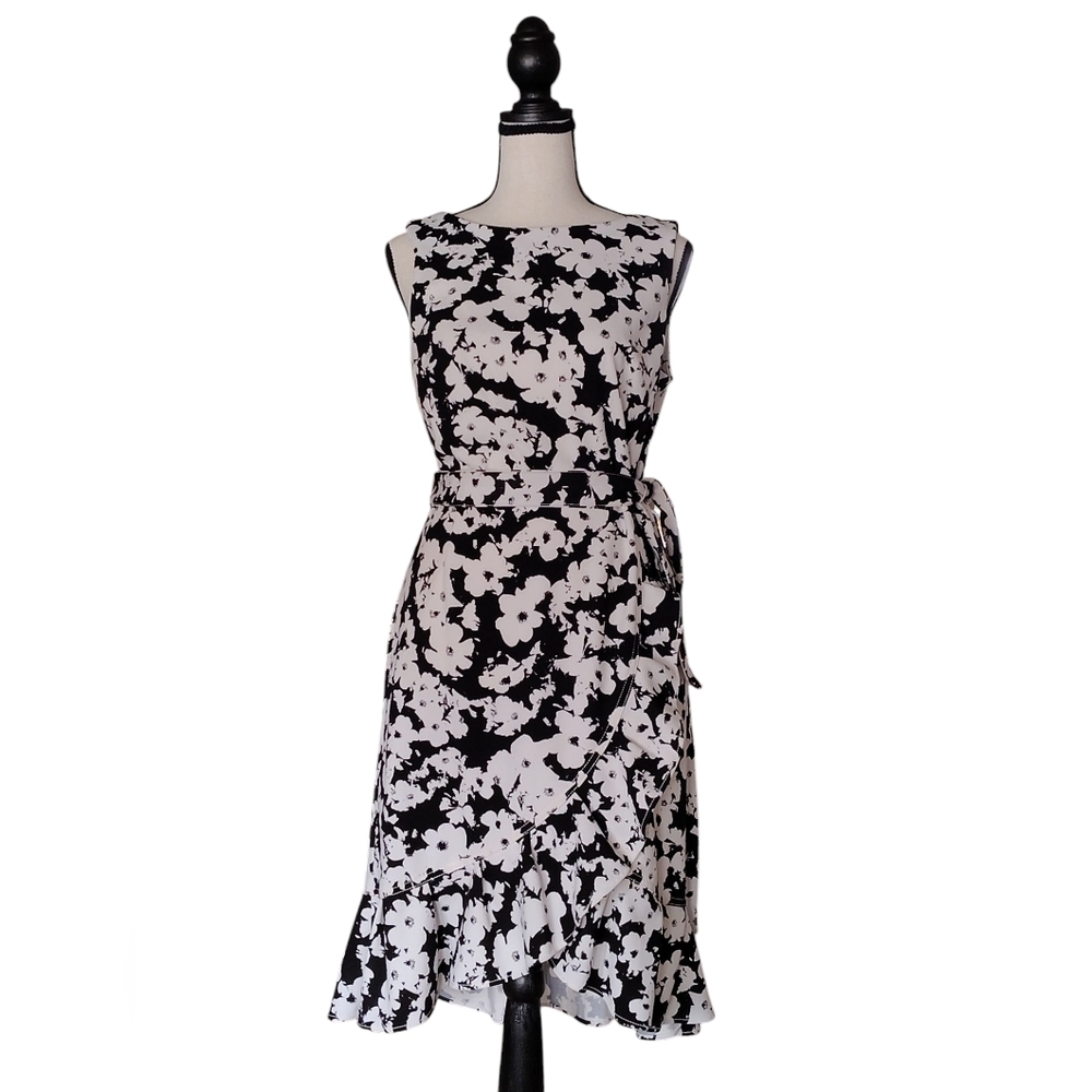 Calvin Klein Black & White Dress Size 6